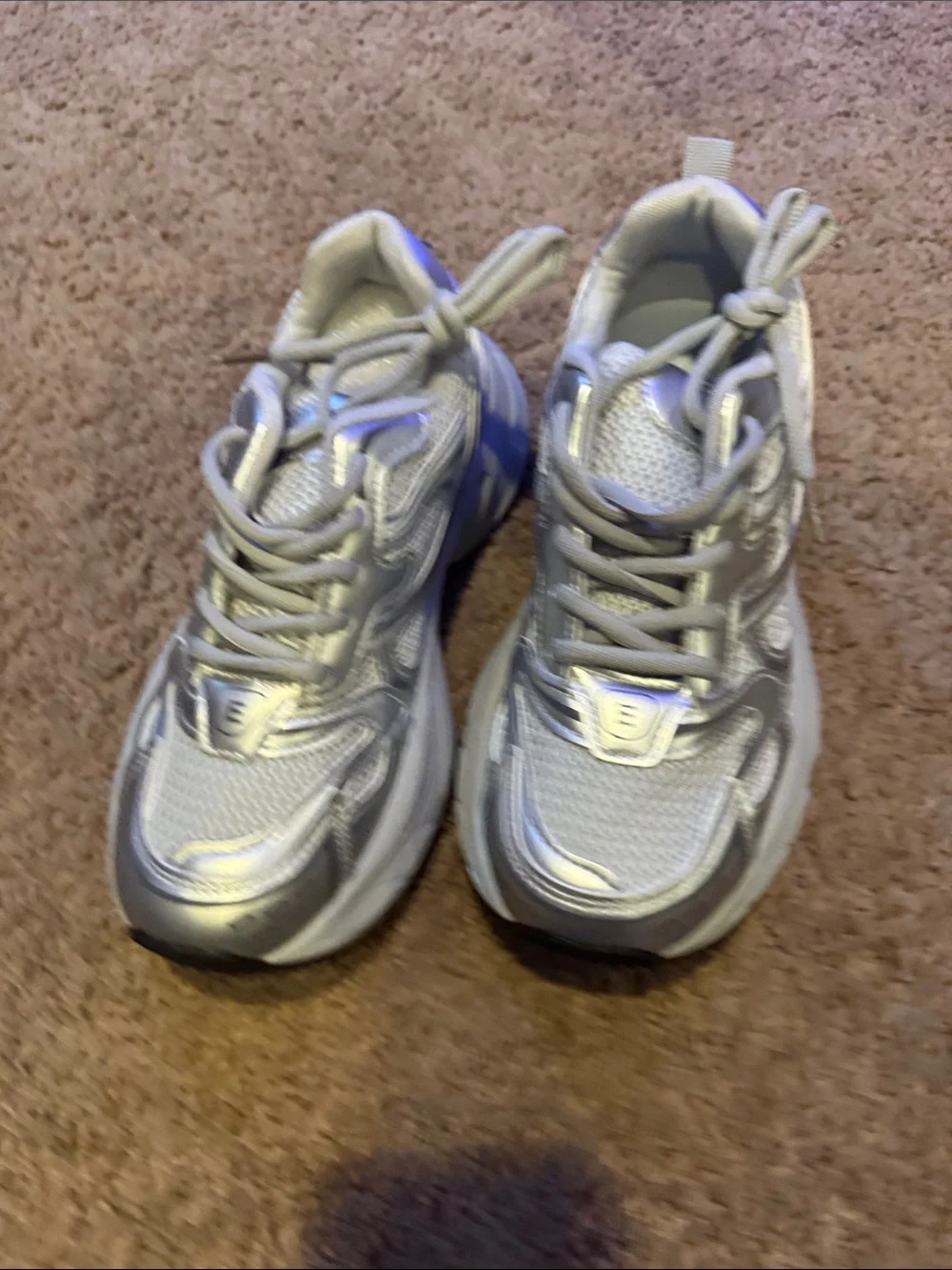 Women's Silver Mesh Athletic Sneakers - Lightweight Support